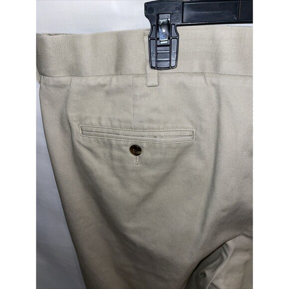 Roundtree & Yorke Golf Shorts Mens Sz 44 Khaki Chino Pockets Zip Fly Belt Loops - Picture 11 of 12